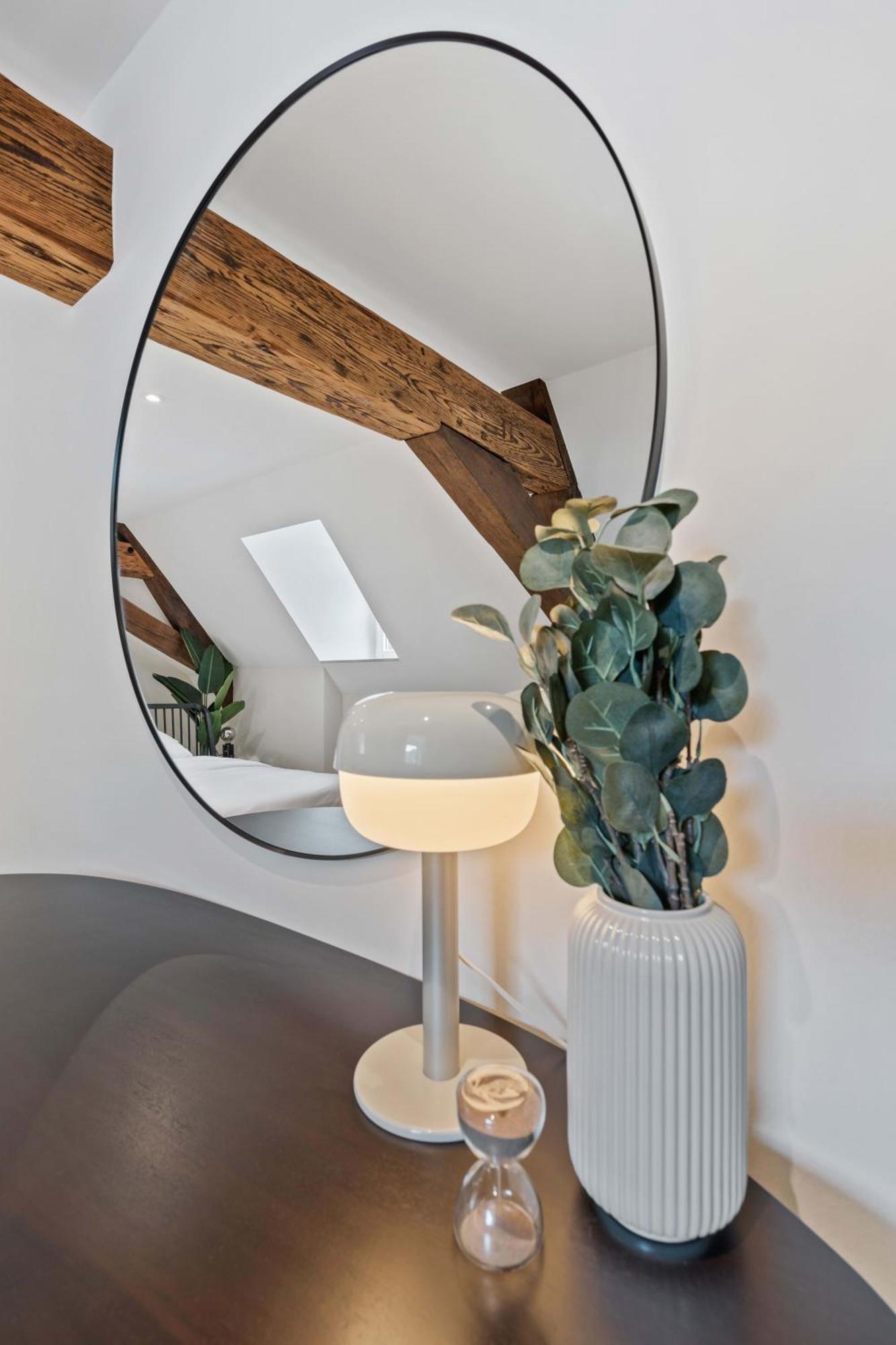 Elegant Clausen Apartment With King Bed & Wifi Luxemburg Buitenkant foto