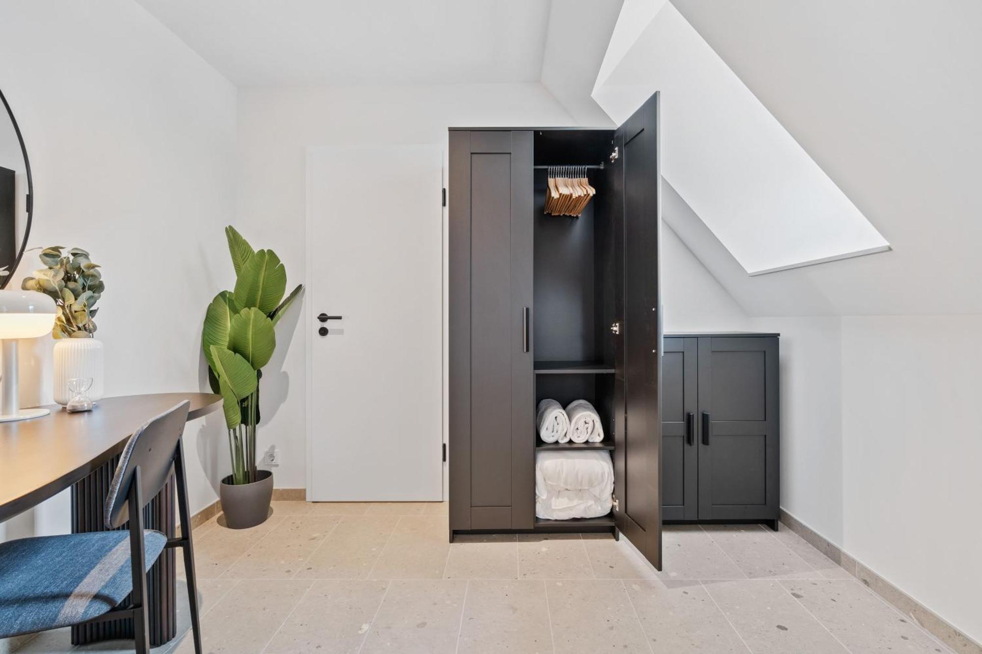 Elegant Clausen Apartment With King Bed & Wifi Luxemburg Buitenkant foto