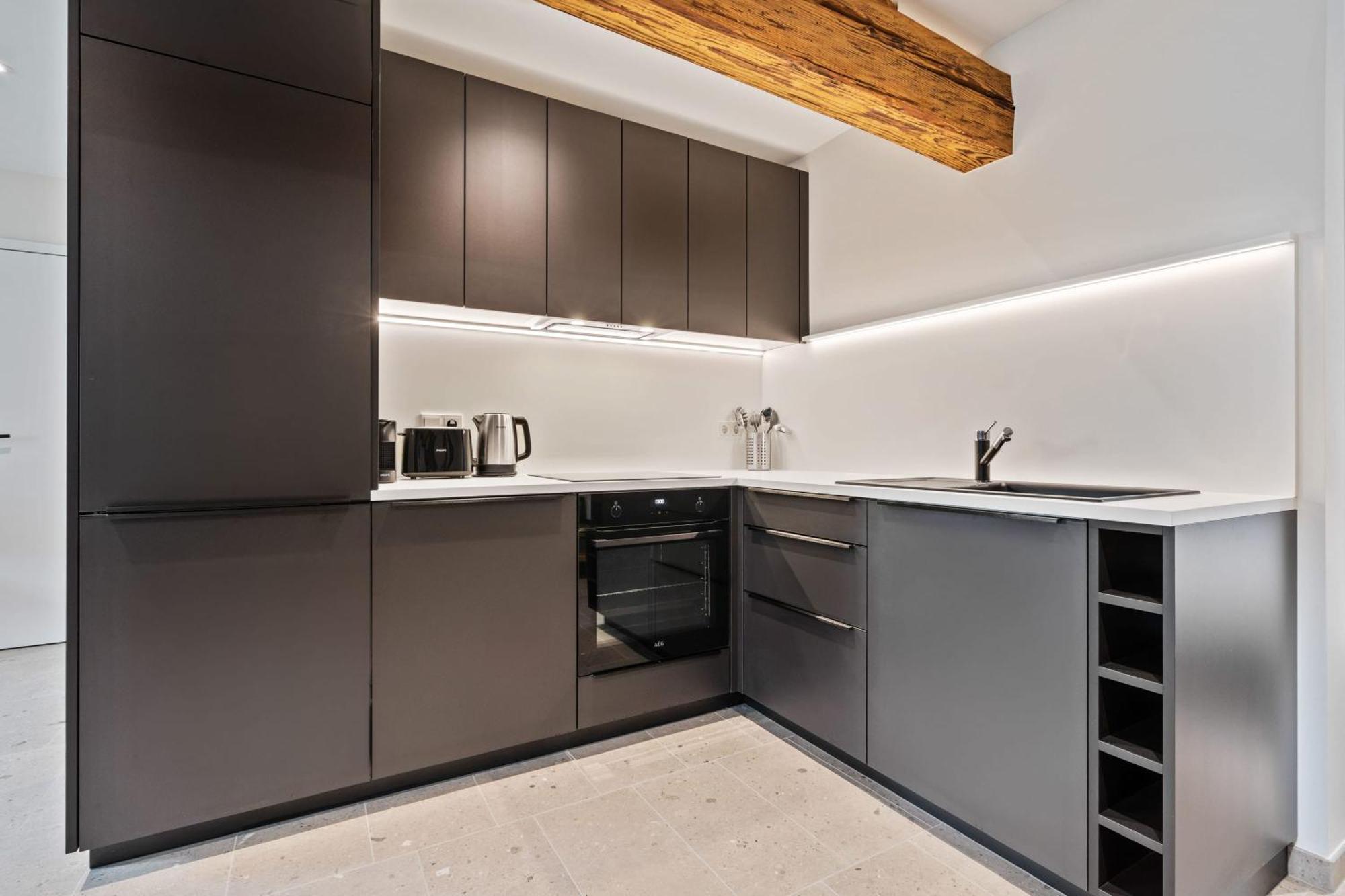 Elegant Clausen Apartment With King Bed & Wifi Luxemburg Buitenkant foto